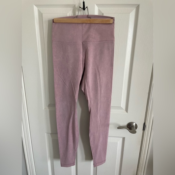 Lululemon light pink wunder under leggings - Picture 4 of 6
